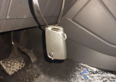 2021 Volkswagen Tiguan 2.0T Se/2.0T Se R-Line Black/2.0T Sel z USA, uszkodzony, nr VIN 3VV2B7AX6MM009717